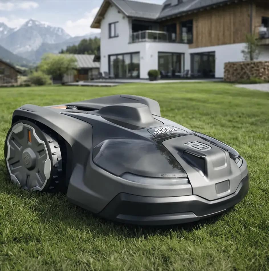Husqvarna 430X RTK Mähroboter in einem modernen Garten